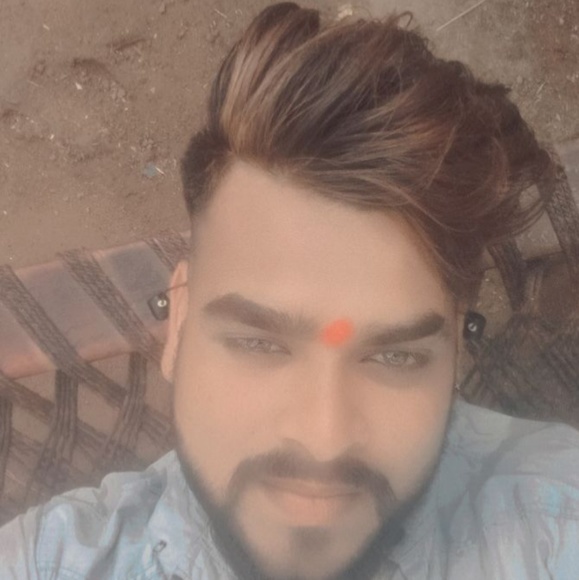 Profile Picture of Kiran thakor Kiran thakor (@83470708) on Poshmark