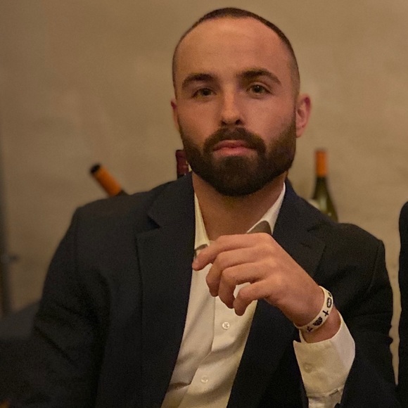 Profile Picture of Aaron Lane (@aaronlane119) on Poshmark