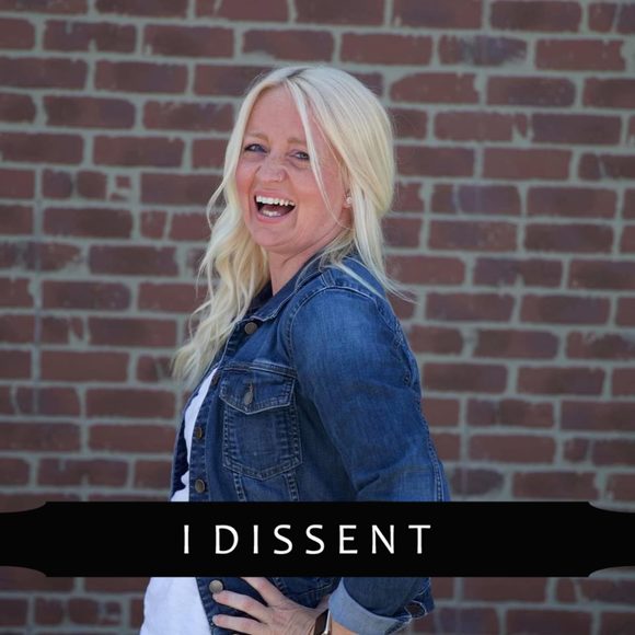 Profile Picture of Shelly Marsh (@shellymarsh) on Poshmark