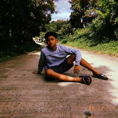 Profile Picture of  💩 💩 💩 (@CarlChing120305) on Twitter