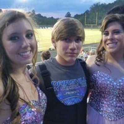 Profile Picture of William (@_Edward_Hilburn) on Twitter