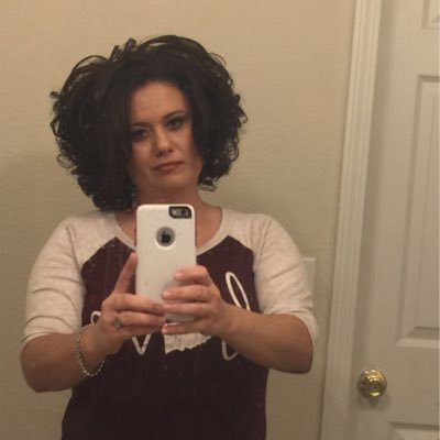 Profile Picture of Lori Riggs (@lriggs1163) on Twitter