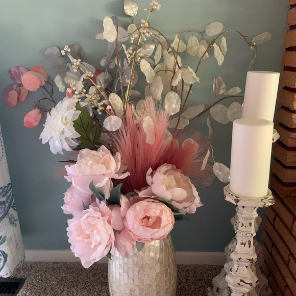 Profile Picture of Debra Koetitz (@debrakoetitz) on Poshmark