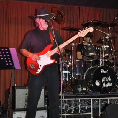 Profile Picture of Brian Eustace (@misterbassman49) on Twitter