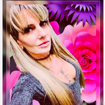 Profile Picture of Deborah Teixeira Lara Resende (@debyvolei) on Twitter