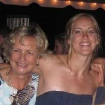 Profile Picture of Laura Barry (@LBarry15) on Twitter