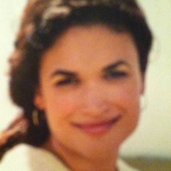 Profile Picture of Nancy Gotchy (@pisslouise) on Poshmark