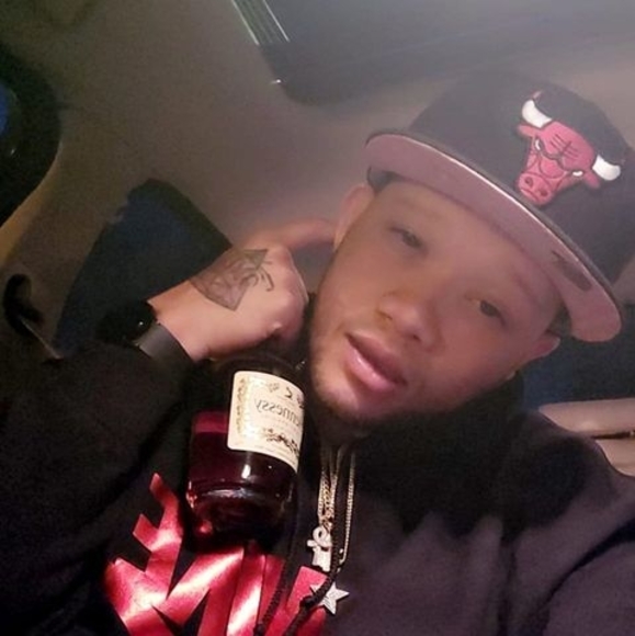Profile Picture of Jonjon Andersen (@almightylotta9) on Poshmark