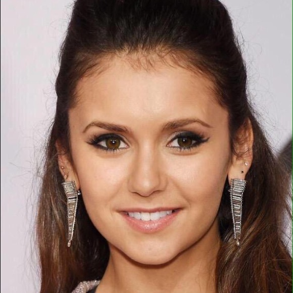 Profile Picture of Brittney Ramirez (@brittney_r_) on Poshmark