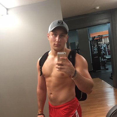 Profile Picture of Mitchell Beaty (@MiTcHwAyNeB) on Twitter