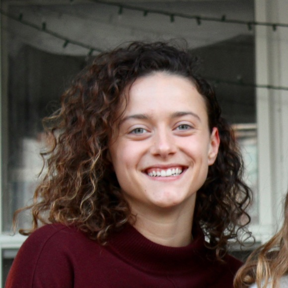 Profile Picture of Olivia Poluch (@livipoluch) on Poshmark