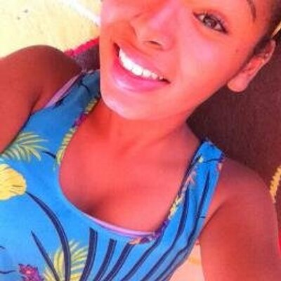 Profile Picture of Jillian Avery (@IiVe_lAugh_lOve) on Twitter