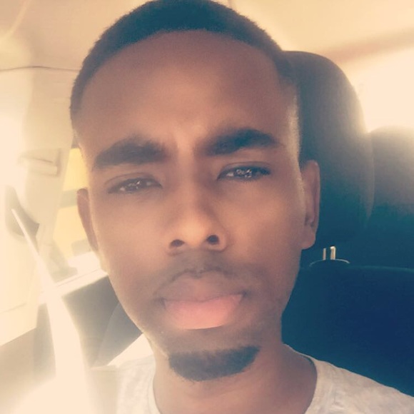 Profile Picture of Clarence Bolden (@cbolden2010) on Poshmark