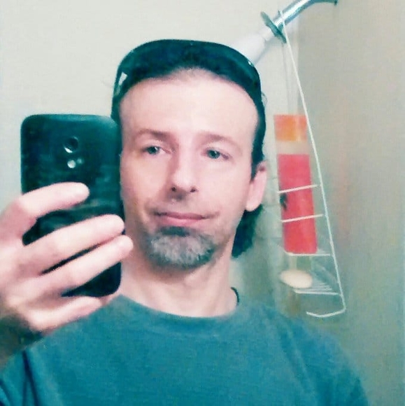 Profile Picture of Michael Carrozzo (@m845mc73zzo) on Poshmark