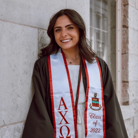 Profile Picture of Madeline Patramanis (@patramanis_m) on Poshmark