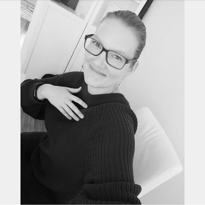 Profile Picture of Paula Wall (@Paula_Wall_) on Twitter