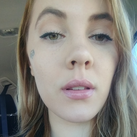 Profile Picture of Miranda Siegersma (@siegersma1992) on Poshmark