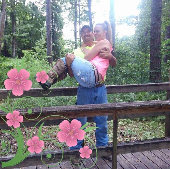 Profile Picture of John Skinner (@johnskinner45) on Poshmark