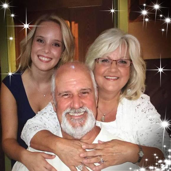 Profile Picture of Cindy Laursen-stowe (@cindystowe75) on Poshmark