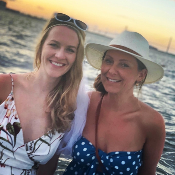 Profile Picture of Amy Ciccarone (@kptoch) on Poshmark