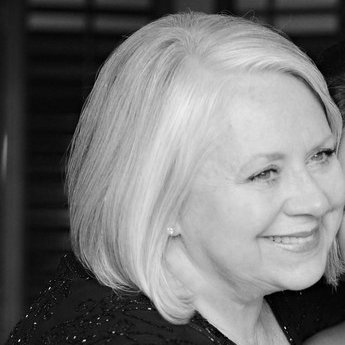 Profile Picture of Linda Chalich (@WazzuChal) on Twitter