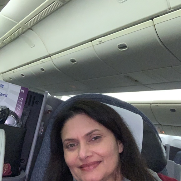 Profile Picture of Mona Khanijow (@kimona2020) on Poshmark