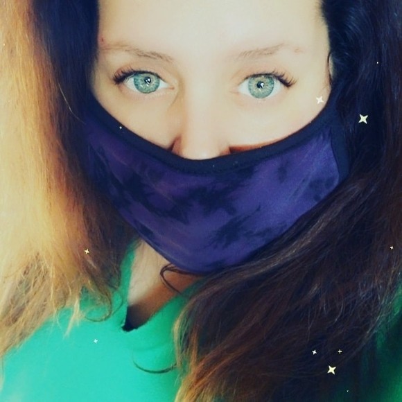 Profile Picture of Katie Monestero (@ajm32410) on Poshmark