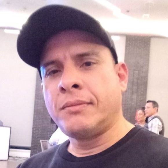 Profile Picture of Carlos jose Zarraga lopes (@zarragac_15) on Poshmark