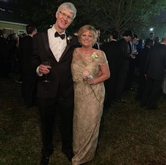 Profile Picture of Debra Owsley (@debraowsley) on Poshmark