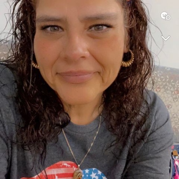 Profile Picture of Norma Villarreal (@normavillarr355) on Poshmark