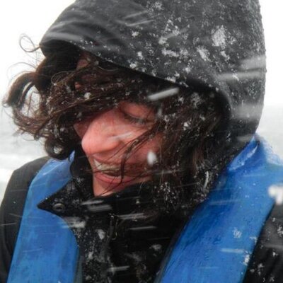 Profile Picture of Elizabeth Weiss (@lizjweiss) on Twitter