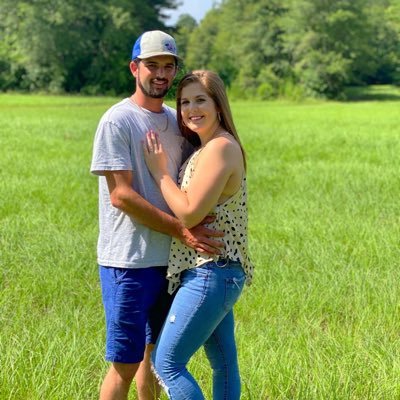 Profile Picture of Hayley McLelland (@Hayley_Wanda15) on Twitter