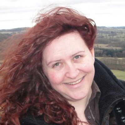 Profile Picture of Stephanie Acton (@strepney_bit) on Twitter