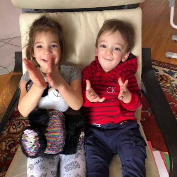 Profile Picture of Gabriela Gabriela (@gabrielas84) on Poshmark