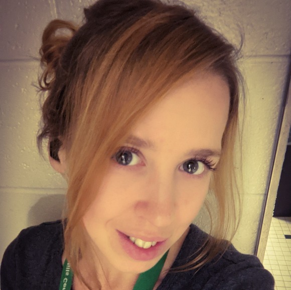 Profile Picture of Tatiana Morozova (@krosotka) on Poshmark