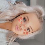 Profile Picture of 𝑀𝑜𝓁𝓁𝓎 𝒮𝒾𝓃𝑔𝓁𝑒𝓉𝑜𝓃 (@_mollyemma_) on Instagram