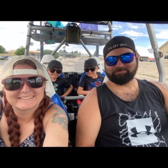 Profile Picture of Jennifer Pilotte (@jenniferpilo897) on Poshmark