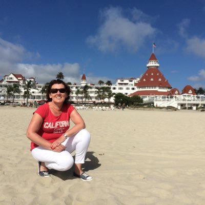 Profile Picture of Alison Hood (@alison301258) on Twitter
