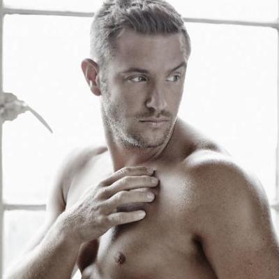 Profile Picture of Elliott Wright (@ElliottWrightXX) on Twitter