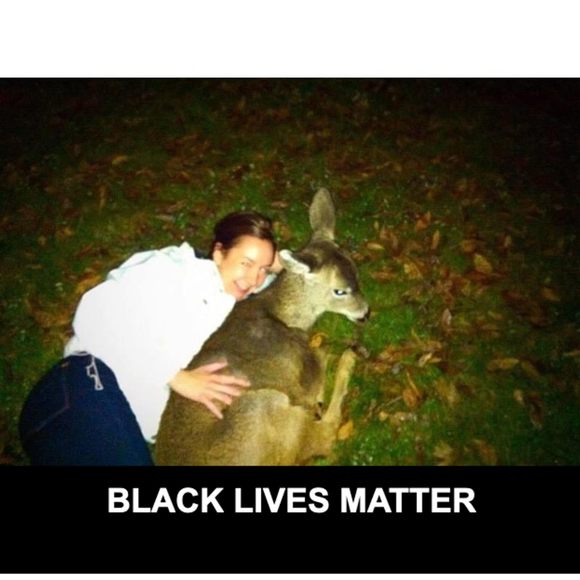 Profile Picture of Aundrea Braniff (@aundreapearl) on Poshmark