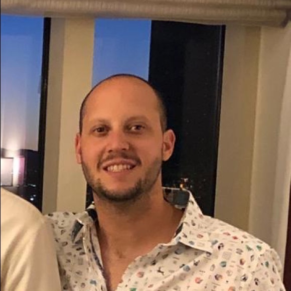 Profile Picture of Adam Weiner (@adamweiner) on Poshmark