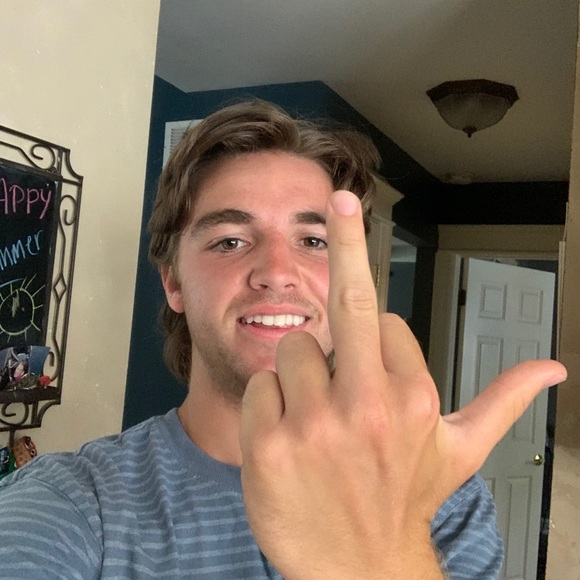 Profile Picture of Luke Hoffmann (@lukewhoff) on Poshmark