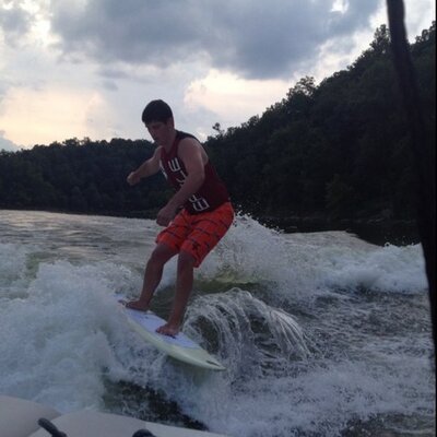 Profile Picture of Kyle Hammer (@KyleWHammer) on Twitter
