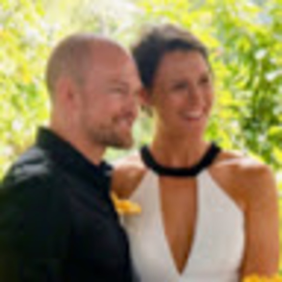 Profile Picture of Polly Seals (@pollysseals) on Poshmark