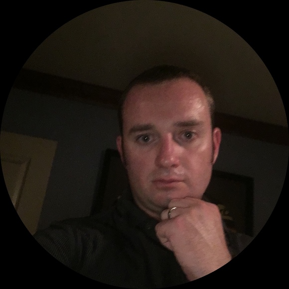 Profile Picture of Alex Farrell (@tylira36) on Poshmark