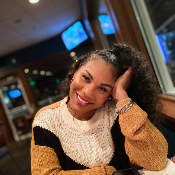 Profile Picture of Danielle Sylvester (@dannybaby101) on Poshmark