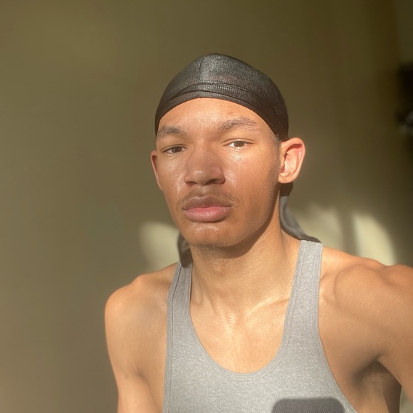 Profile Picture of Kyle Simmons (@rre_stunna334) on Poshmark