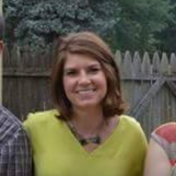 Profile Picture of Sarah Timmcke (@stimmcke) on Poshmark