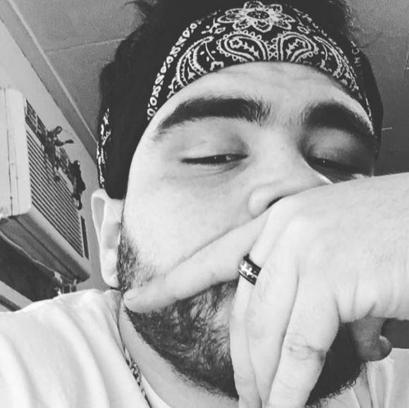 Profile Picture of Johnny Barraza (@barraza95) on Poshmark