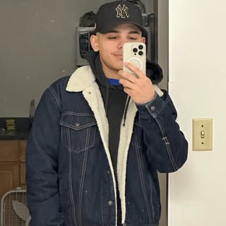 Profile Picture of Jeremy Rosario (@jeremydrosario) on Instagram